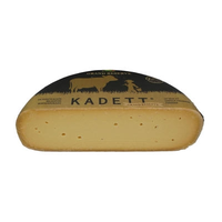 KADETT GRAND RESERVE 1/2